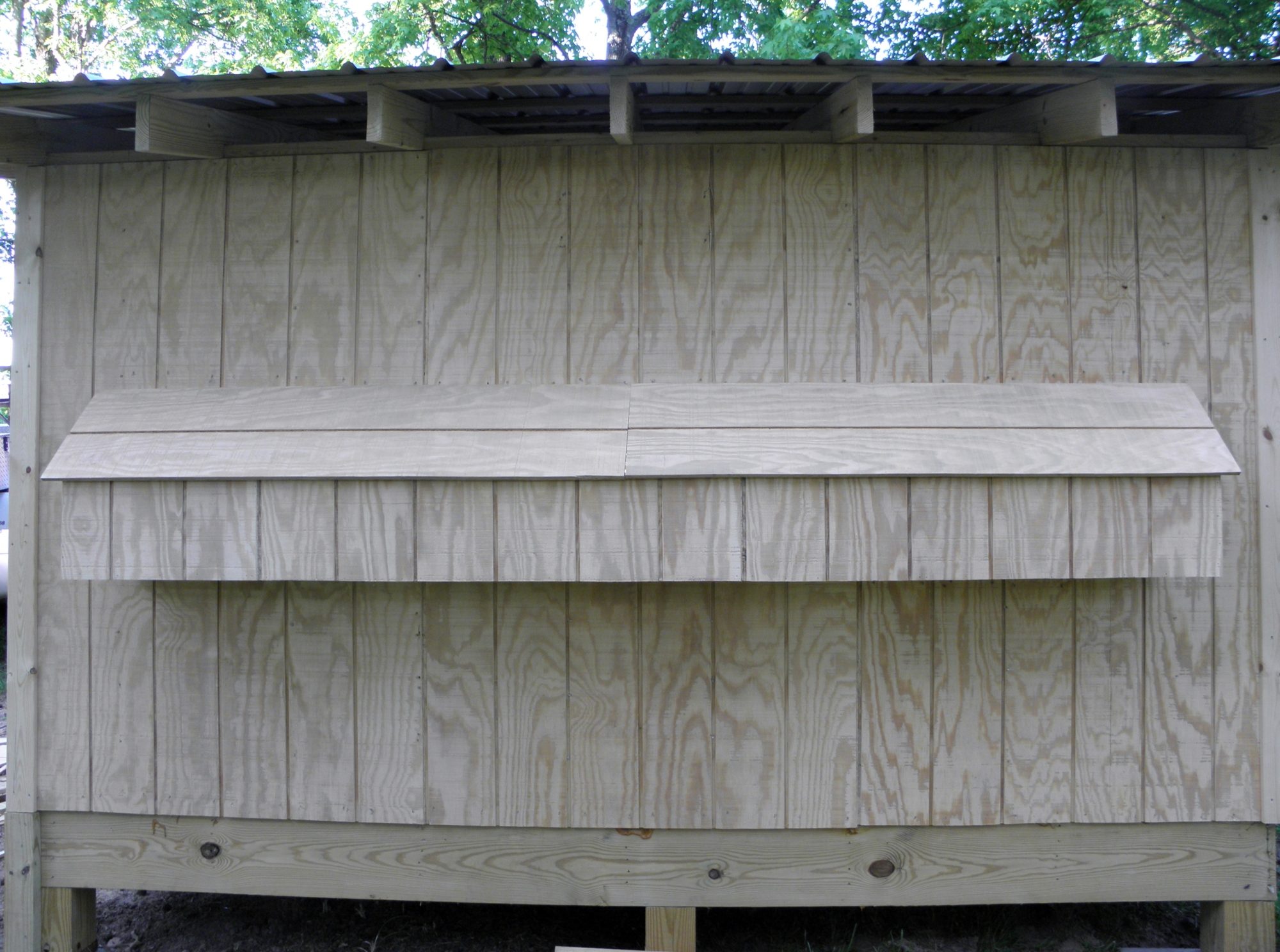Nesting boxes on the backside.
