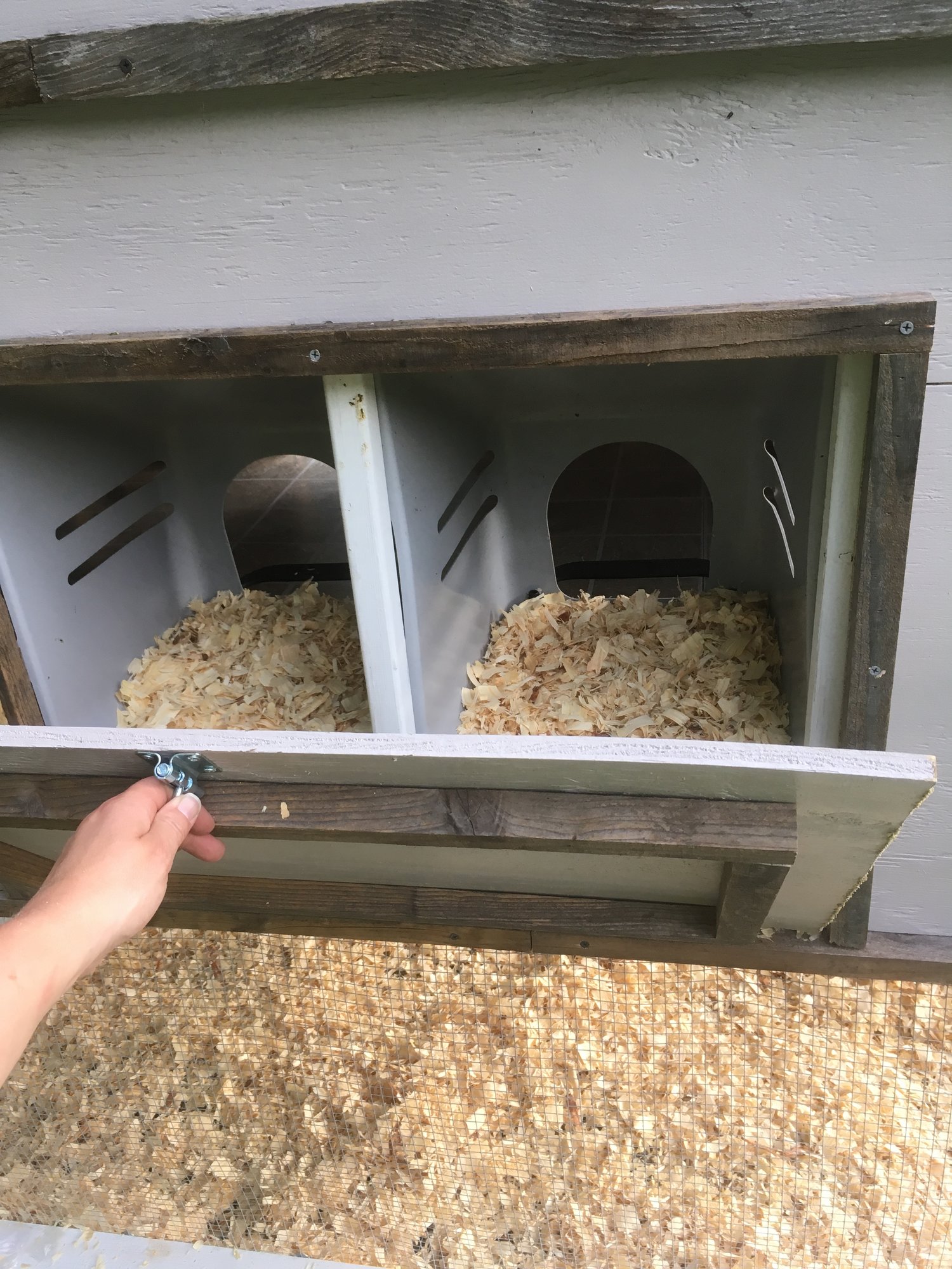 Nesting boxes