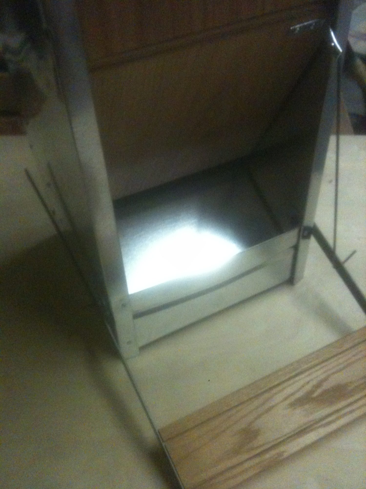othe side of the feeder