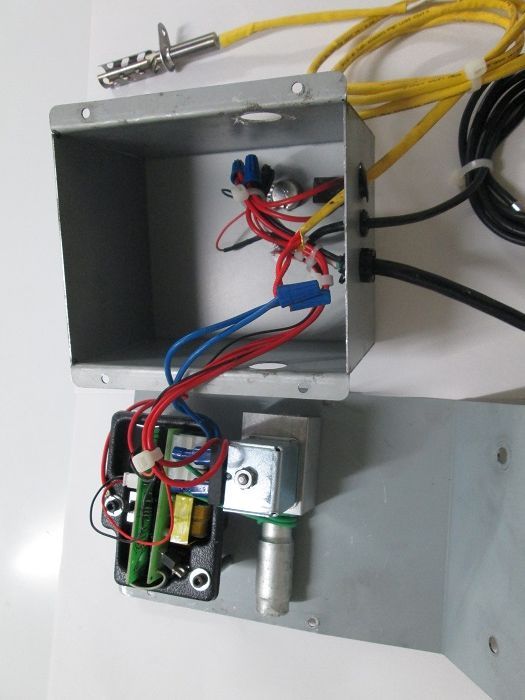 Pigling and Poultry Auto Module Controls Infrared Hot Surface Ignition Gas Brooder Warmer