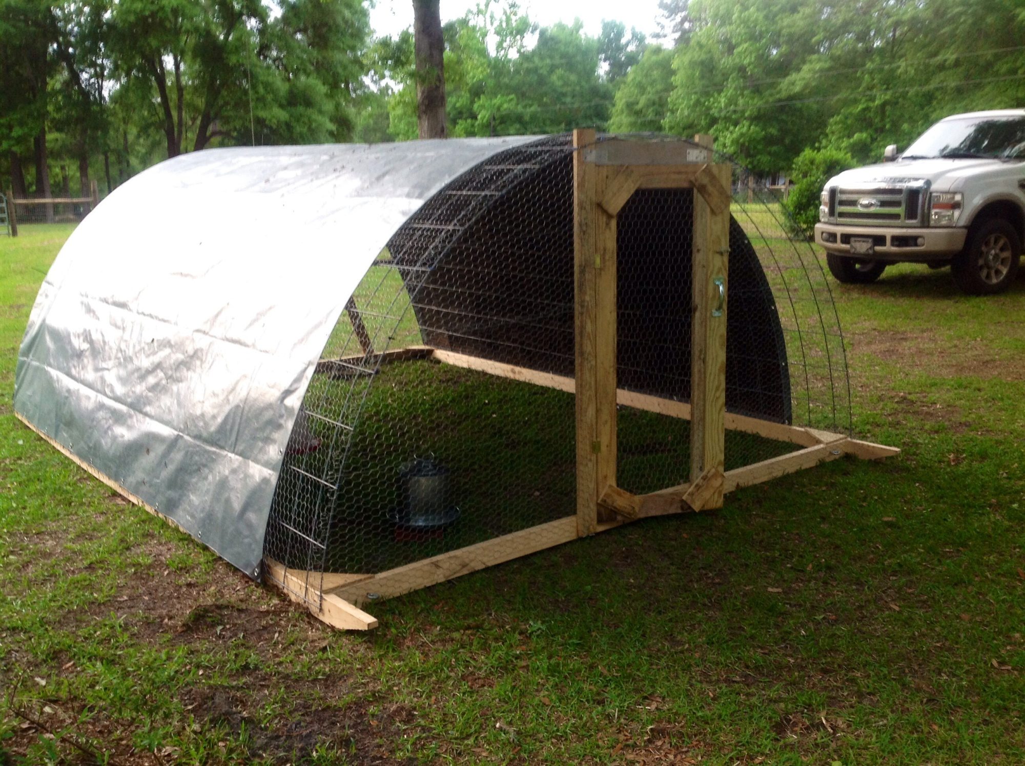 Portable coop 12' x 10' for Turkey's / Chickens