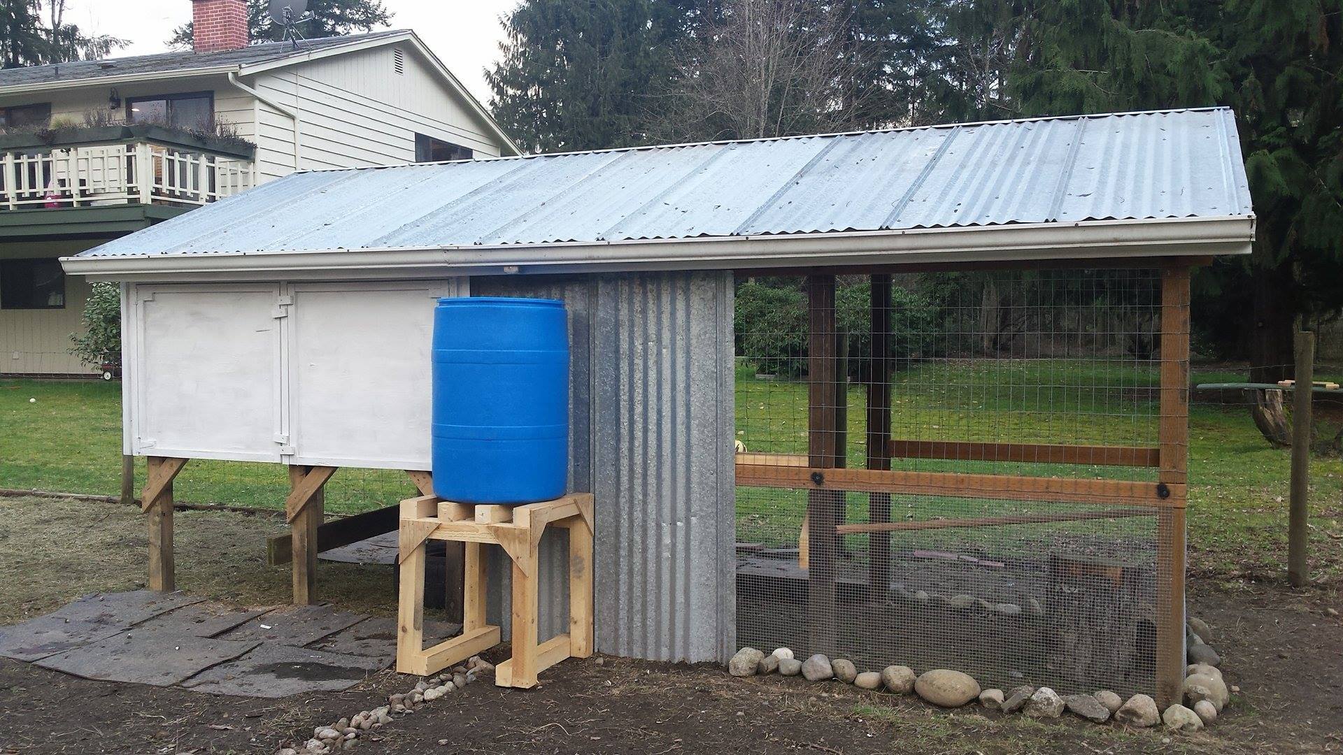 Primed and starting the water catchment system