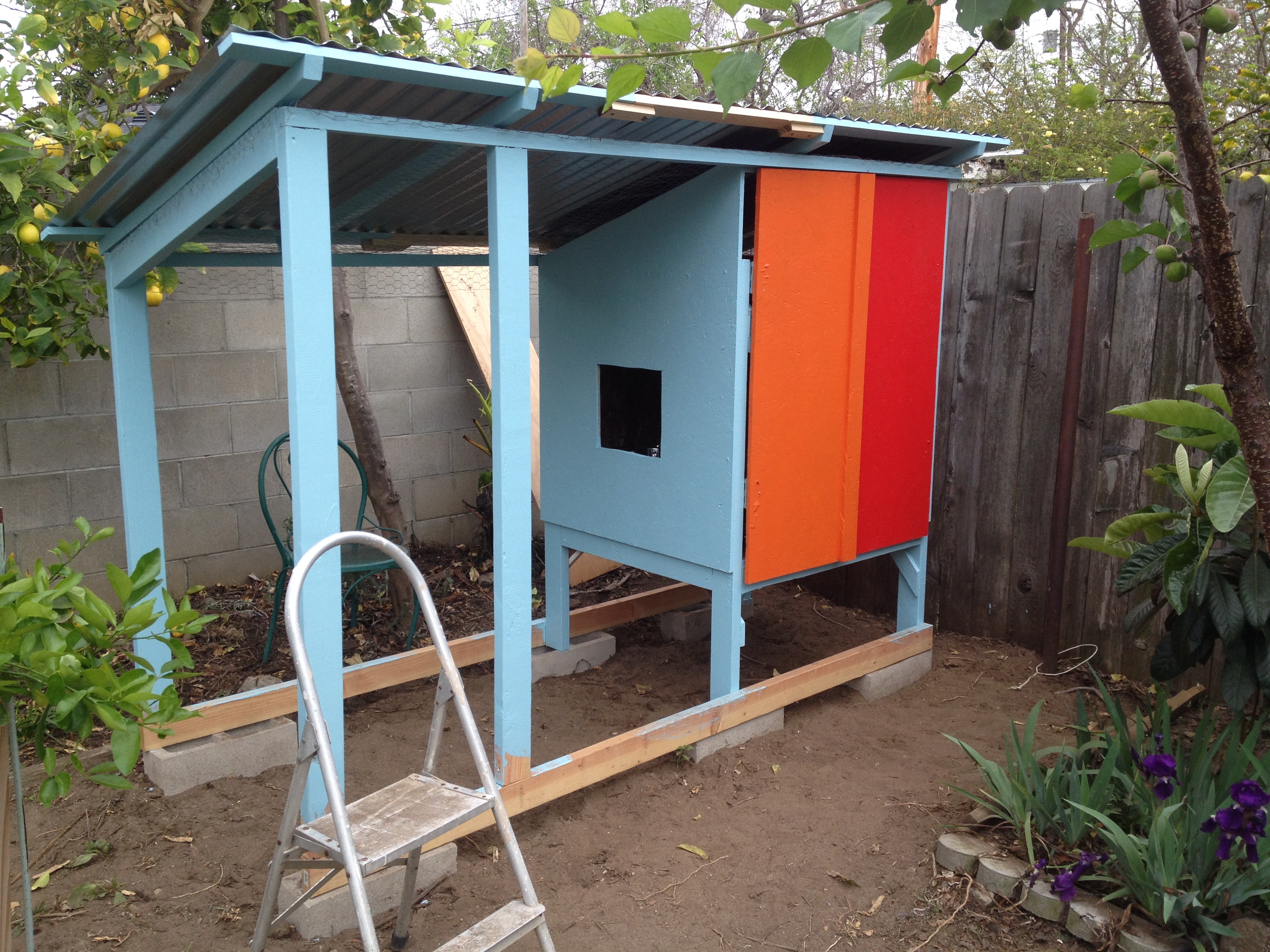 Progress on coop. I had problems with adding the door.