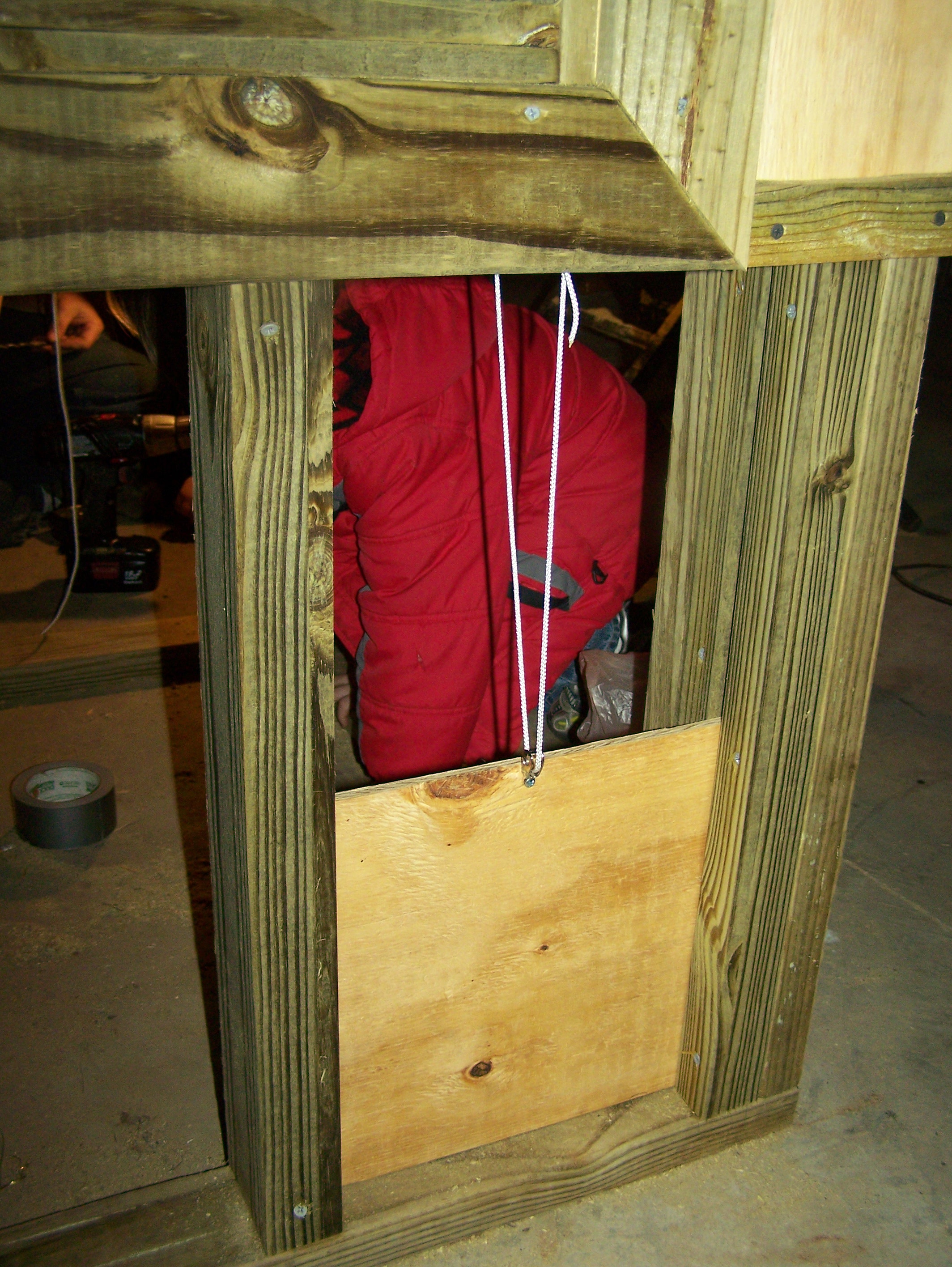 Pully system for run entry.