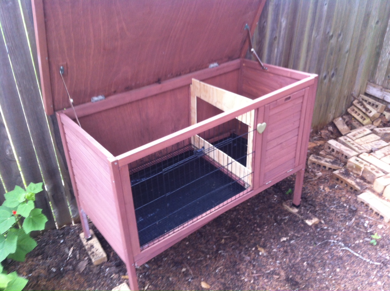 Rabbit hutch ---> chicken coop?