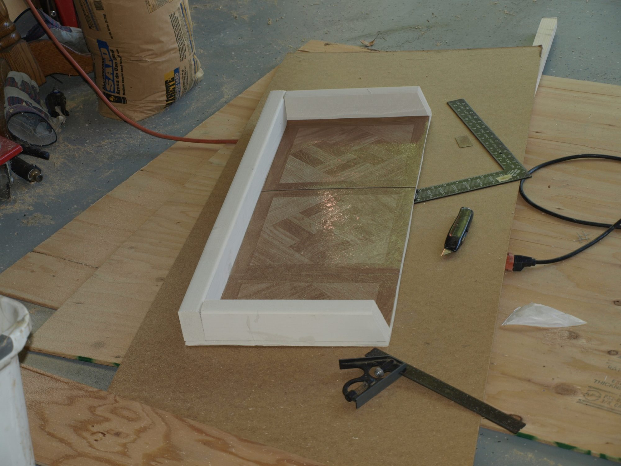 Removable poop board under coop perch