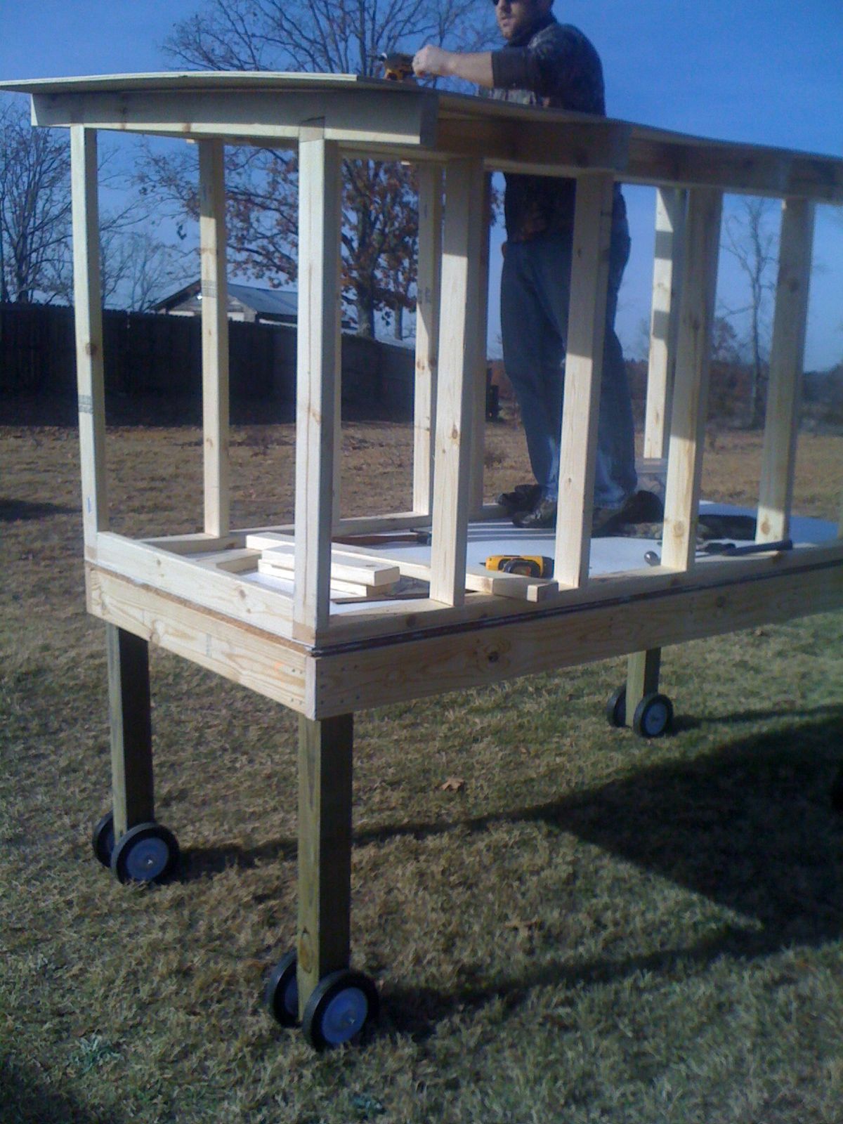 roof continues to go up