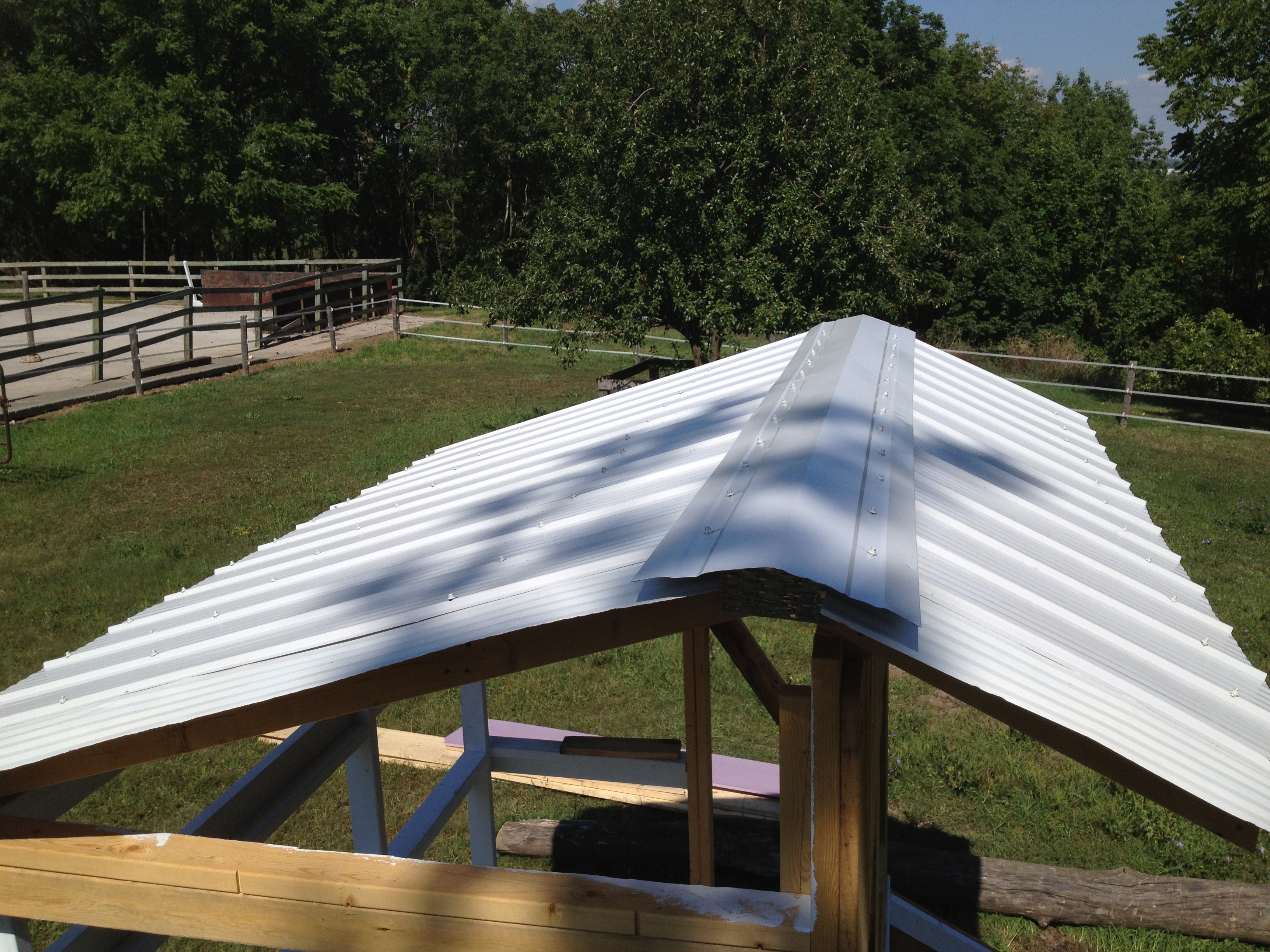Roof installed :)