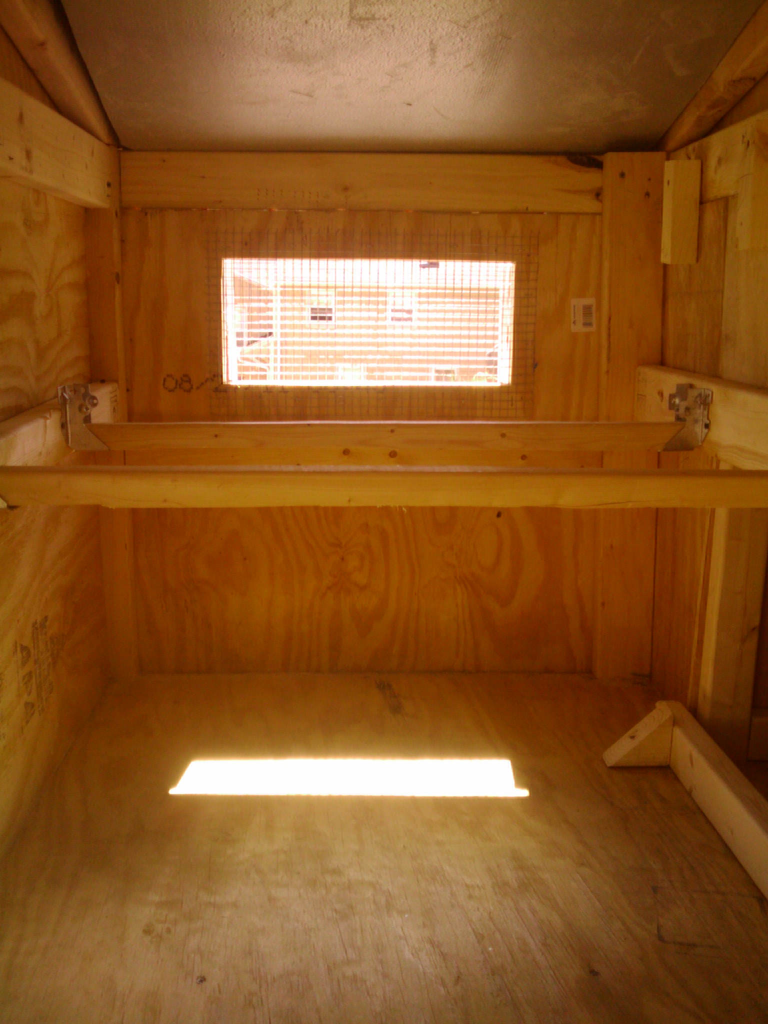 roosting bar