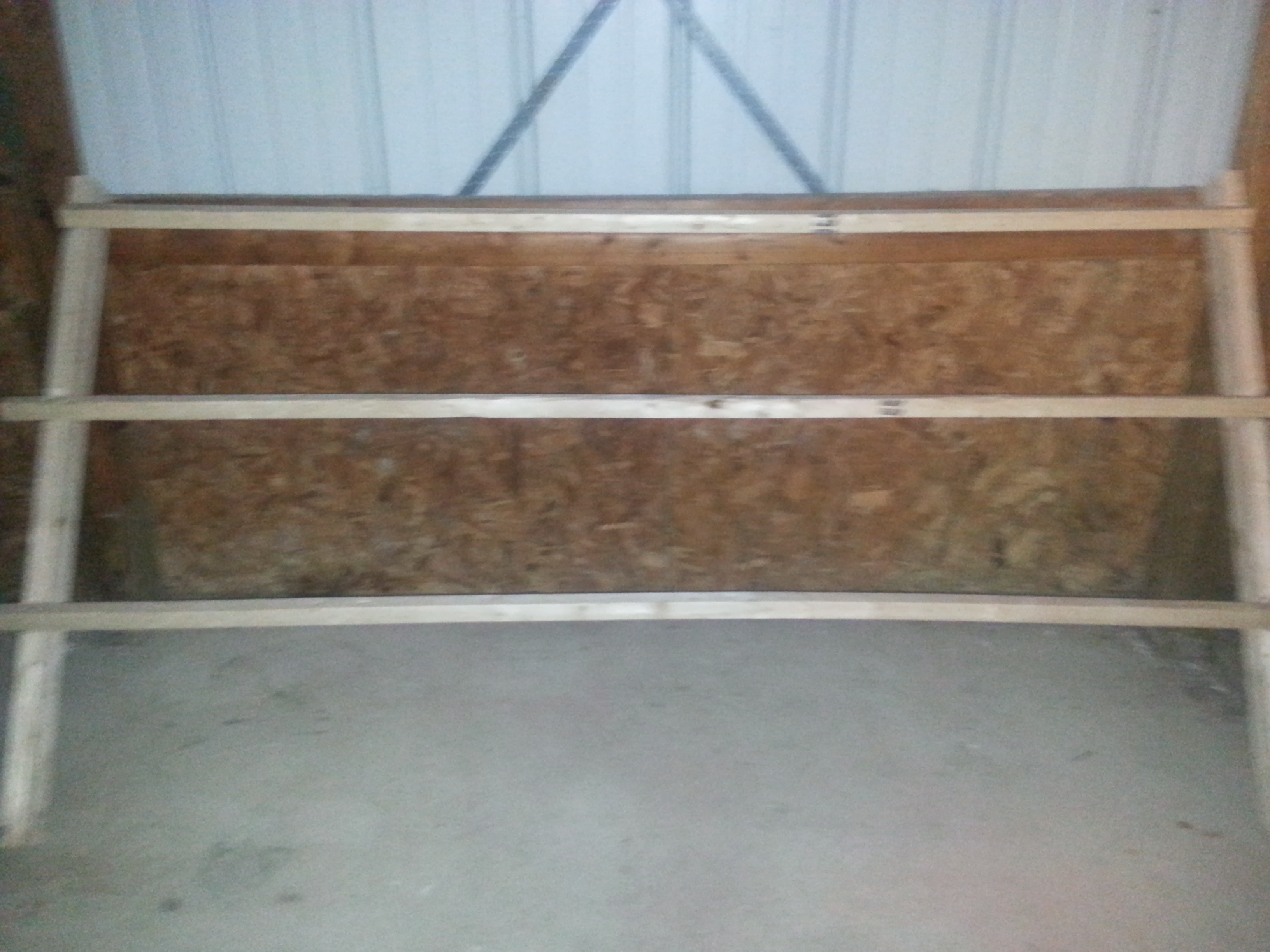 Roosting bars 3 & 8' long!