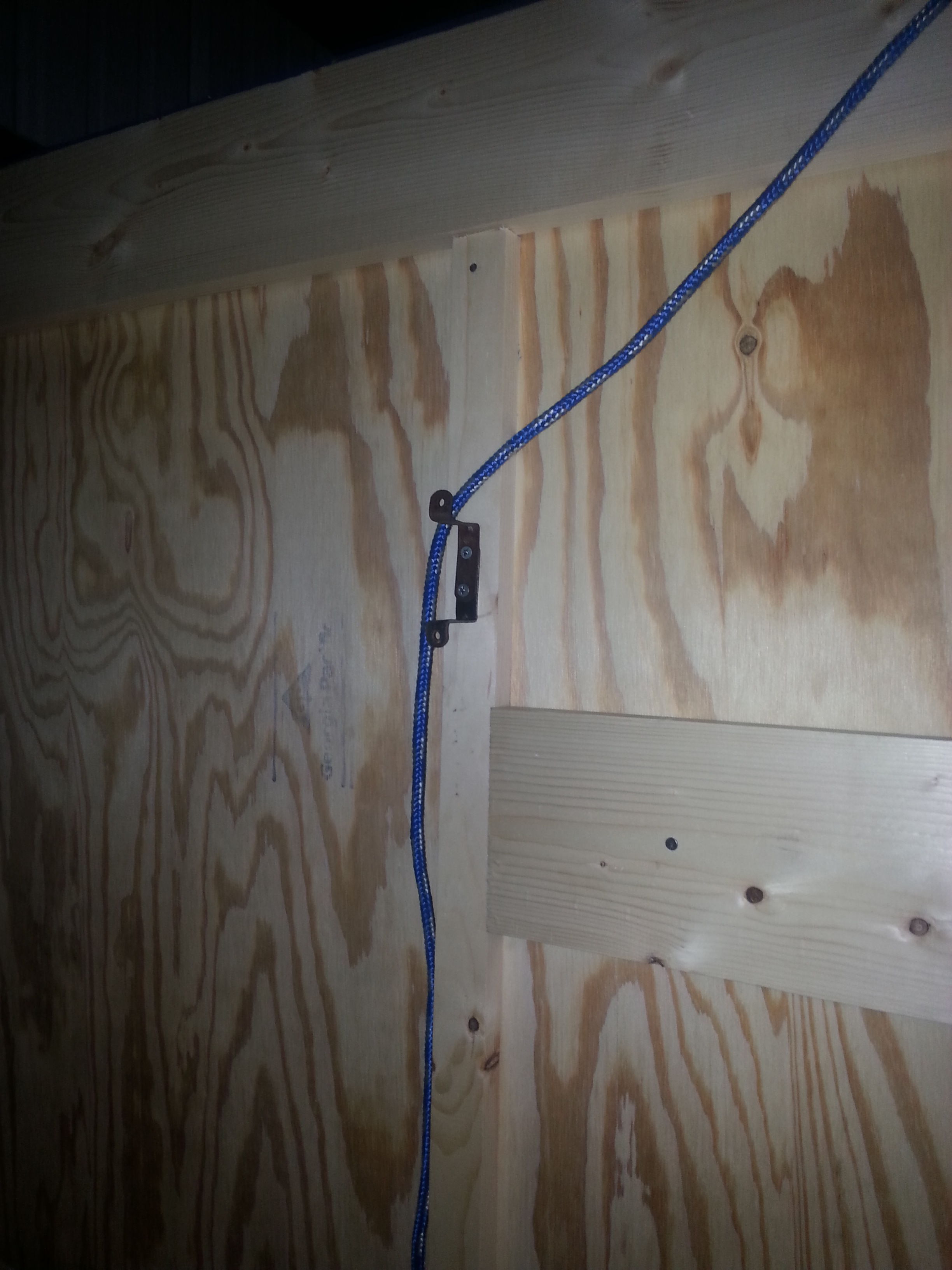 Rope for Nesting box door