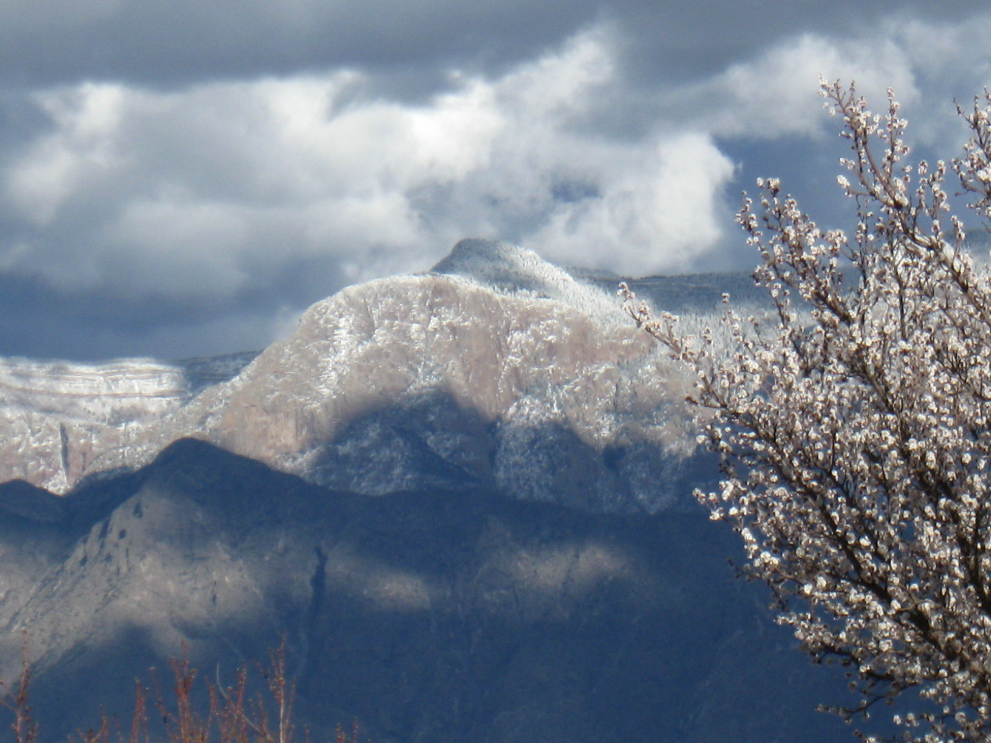 Sandia Mountains cloud break