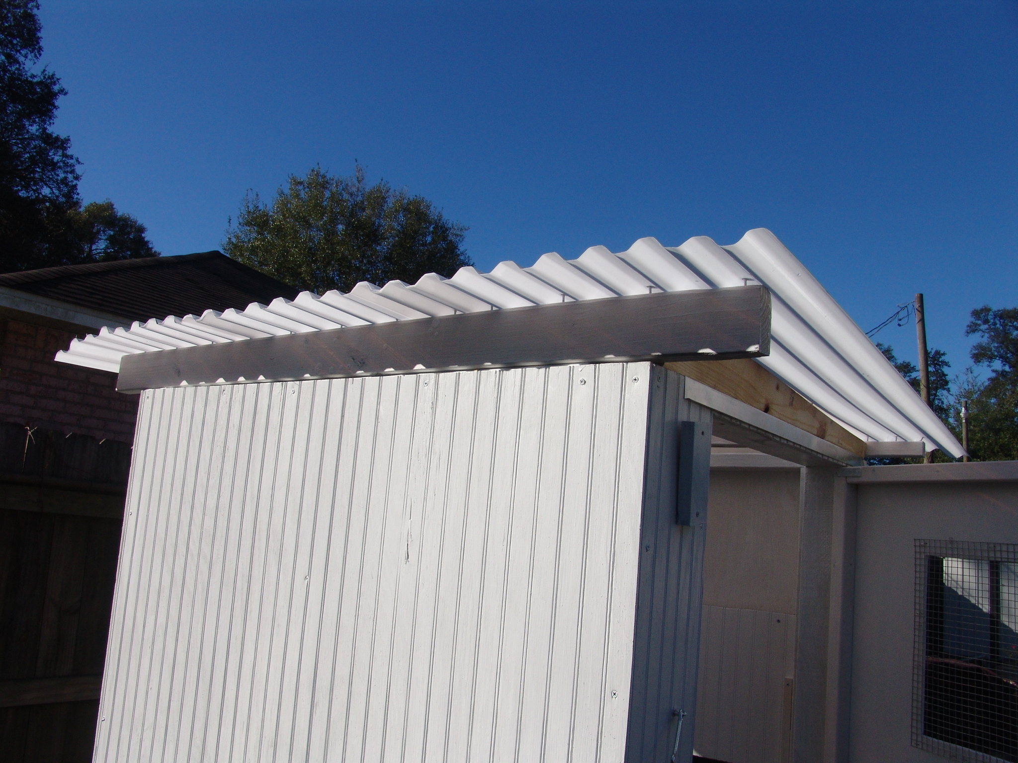 Showing how I attached the roof.