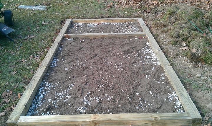 Some medium coarse sand