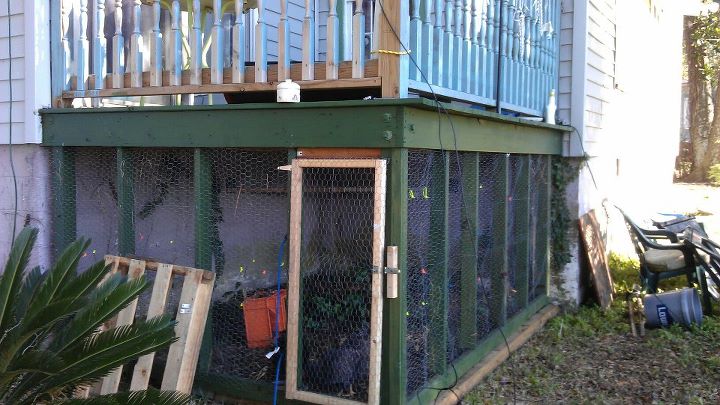 super secure coop under deck, double wire