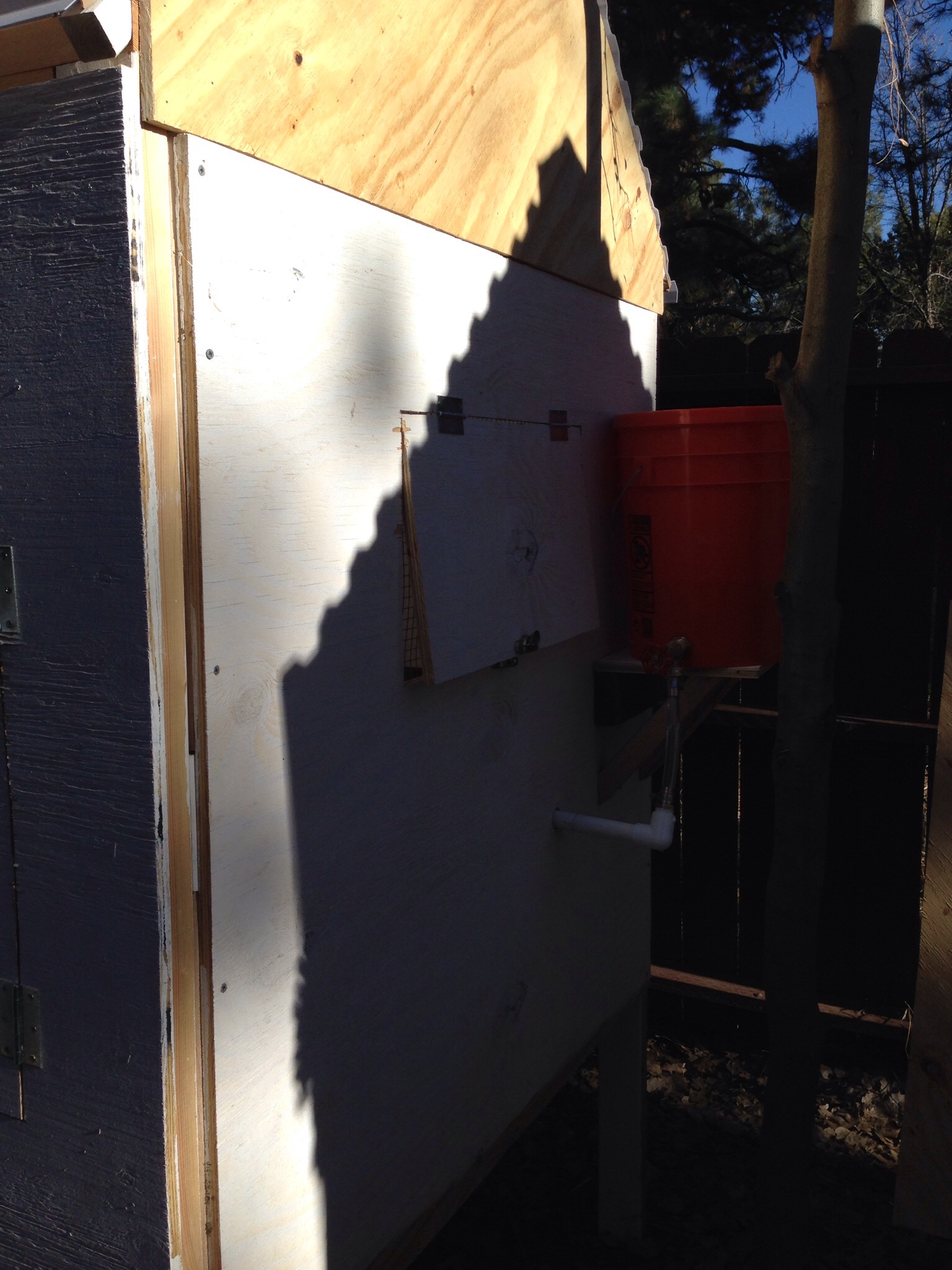 The 5-gallon bucket for the water source