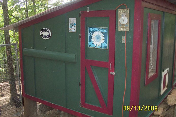 The Clutch Hutch's New Woodsy Color Scheme