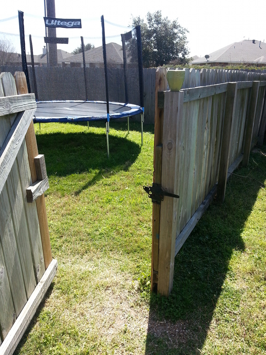 The coop and garden area are gated off from the rest of the (Kid Owned) backyard.  My girls will have some privacy!