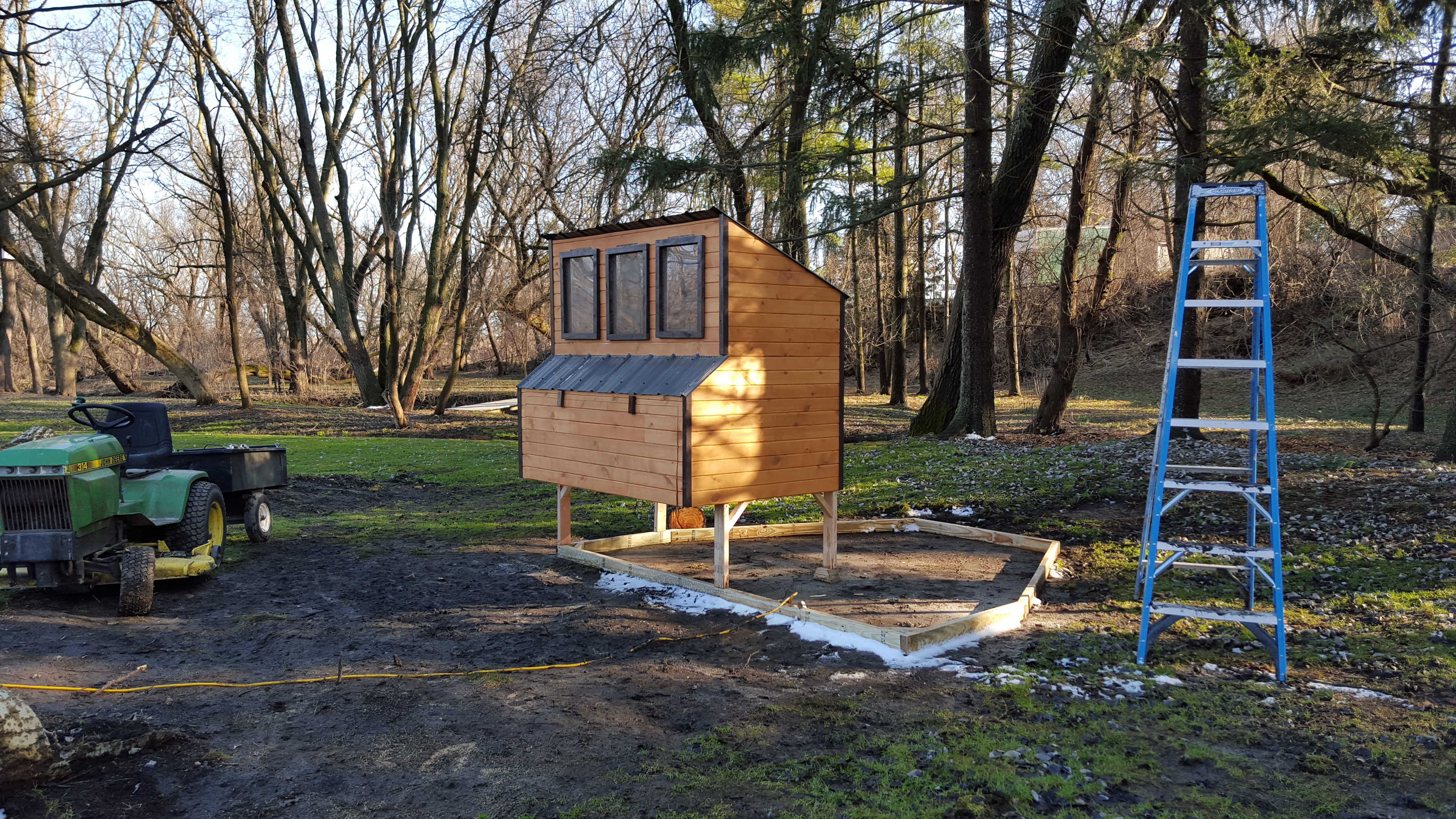 The coop finished.  Later i added the run that goes around the framed concrete slab.