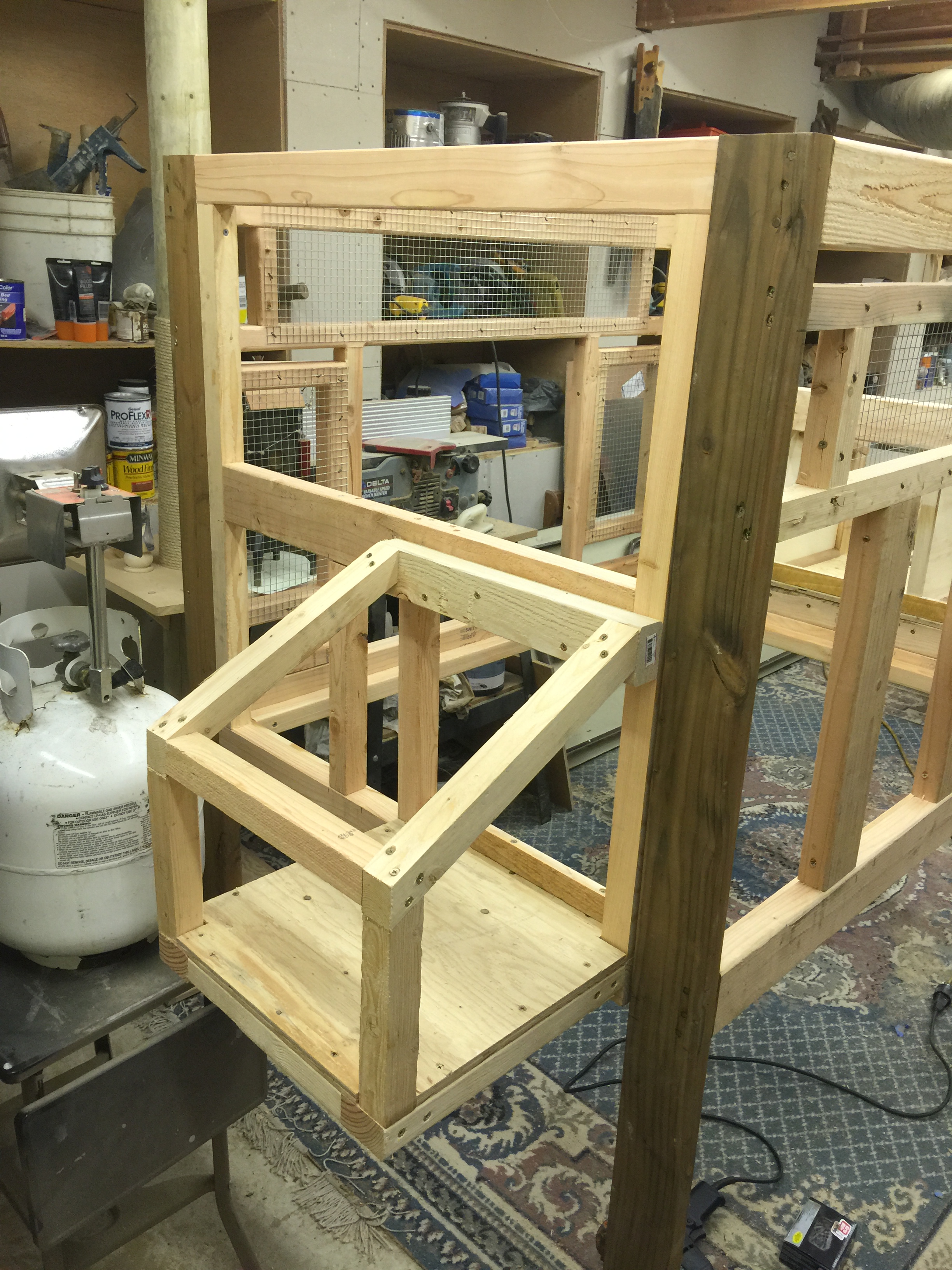 The other end, single nest box.  Way to many nest boxes but I wanted storage space.