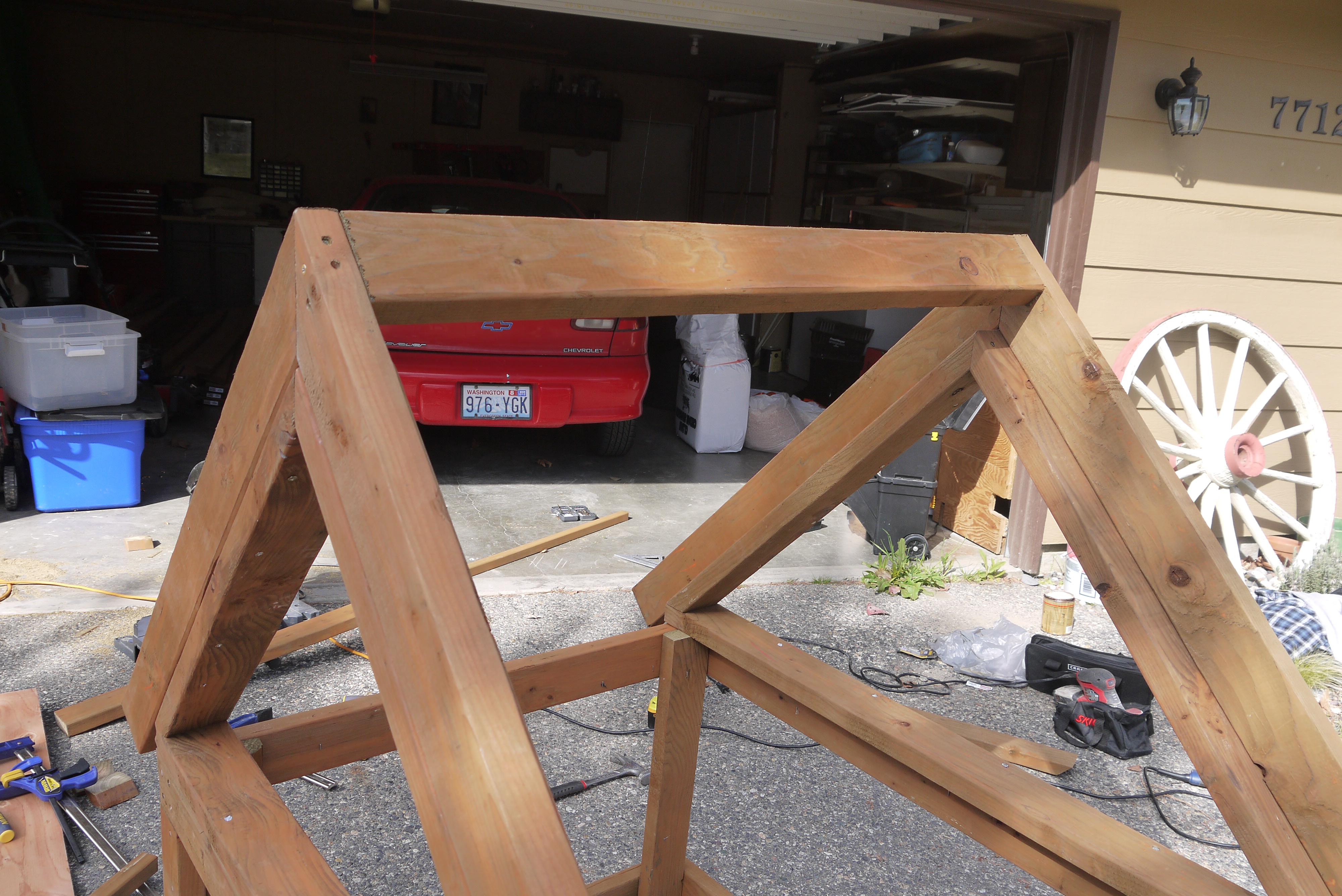 This board helps make the end walls stay straight up and down.