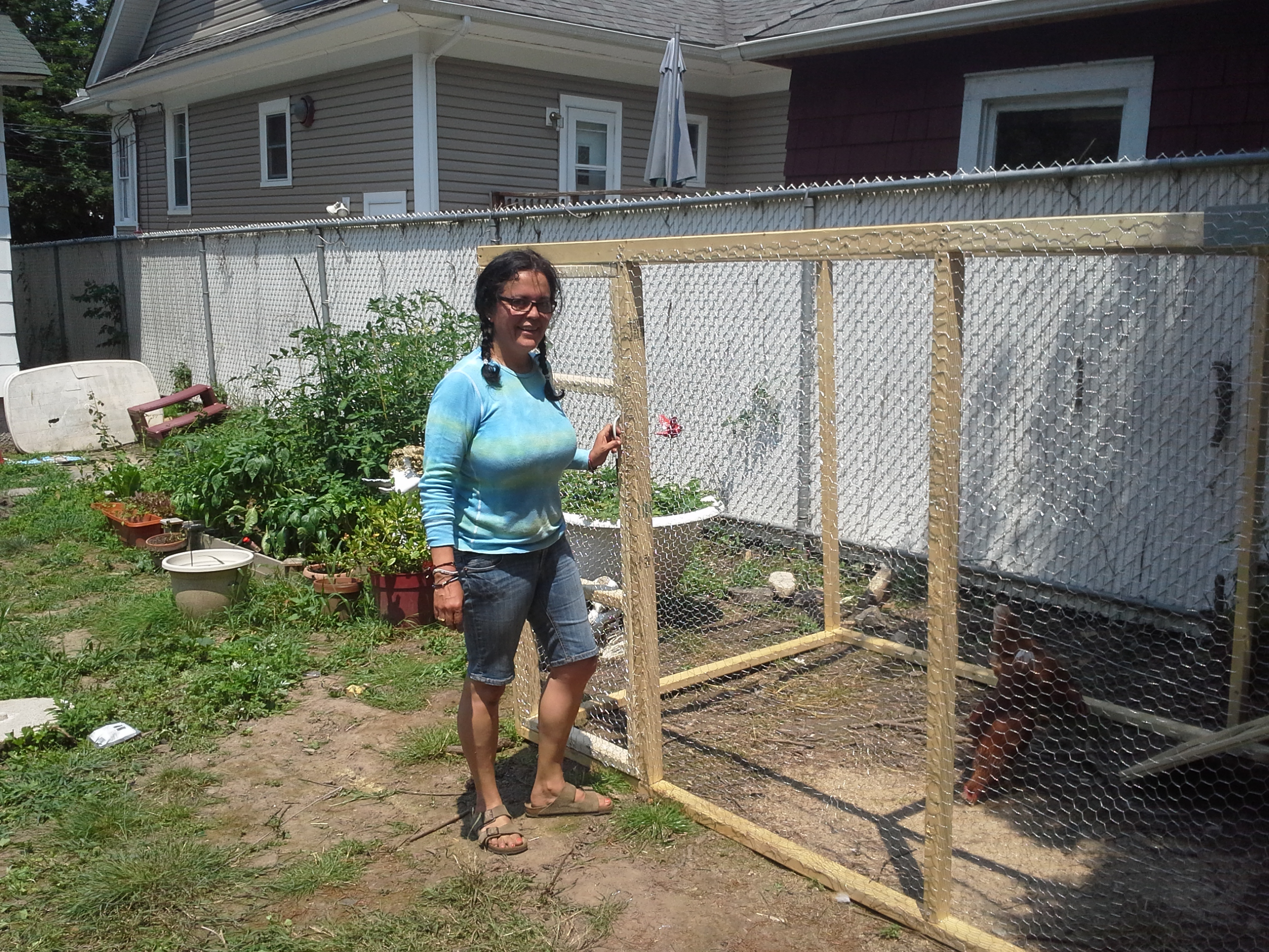 this is the chicken run , just need the roof, bcause in winter is a lot snow .