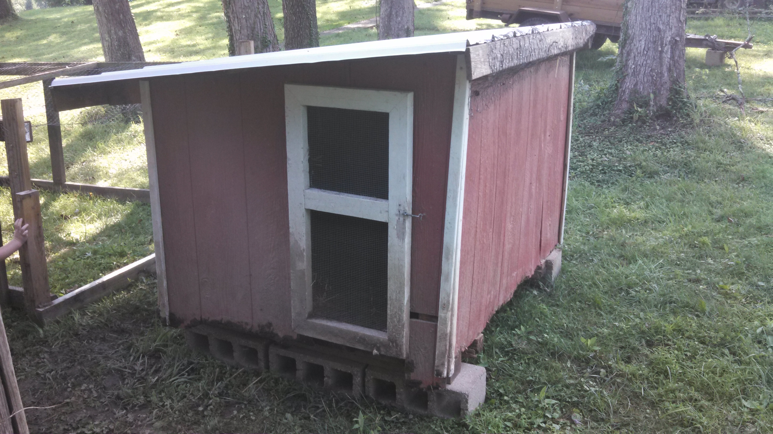 This is the coop I am currently working on setting up. I got it from someone who was moving and giving it away. Would like go have some chicks in it in the spring. I have a 10 ft long enclosed fun to still attach but it is coming along!