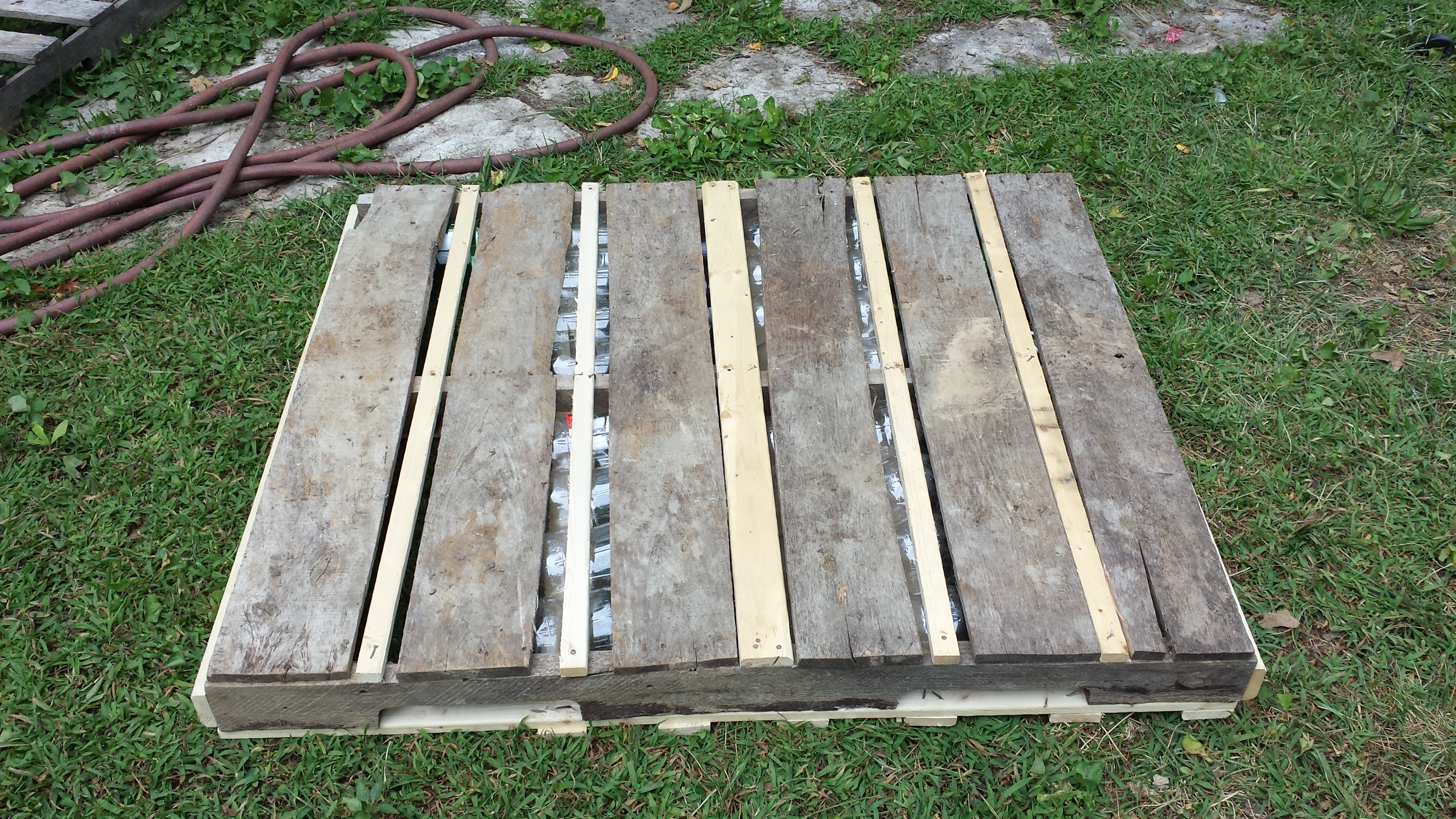 top view of soda bottle/pallet dock