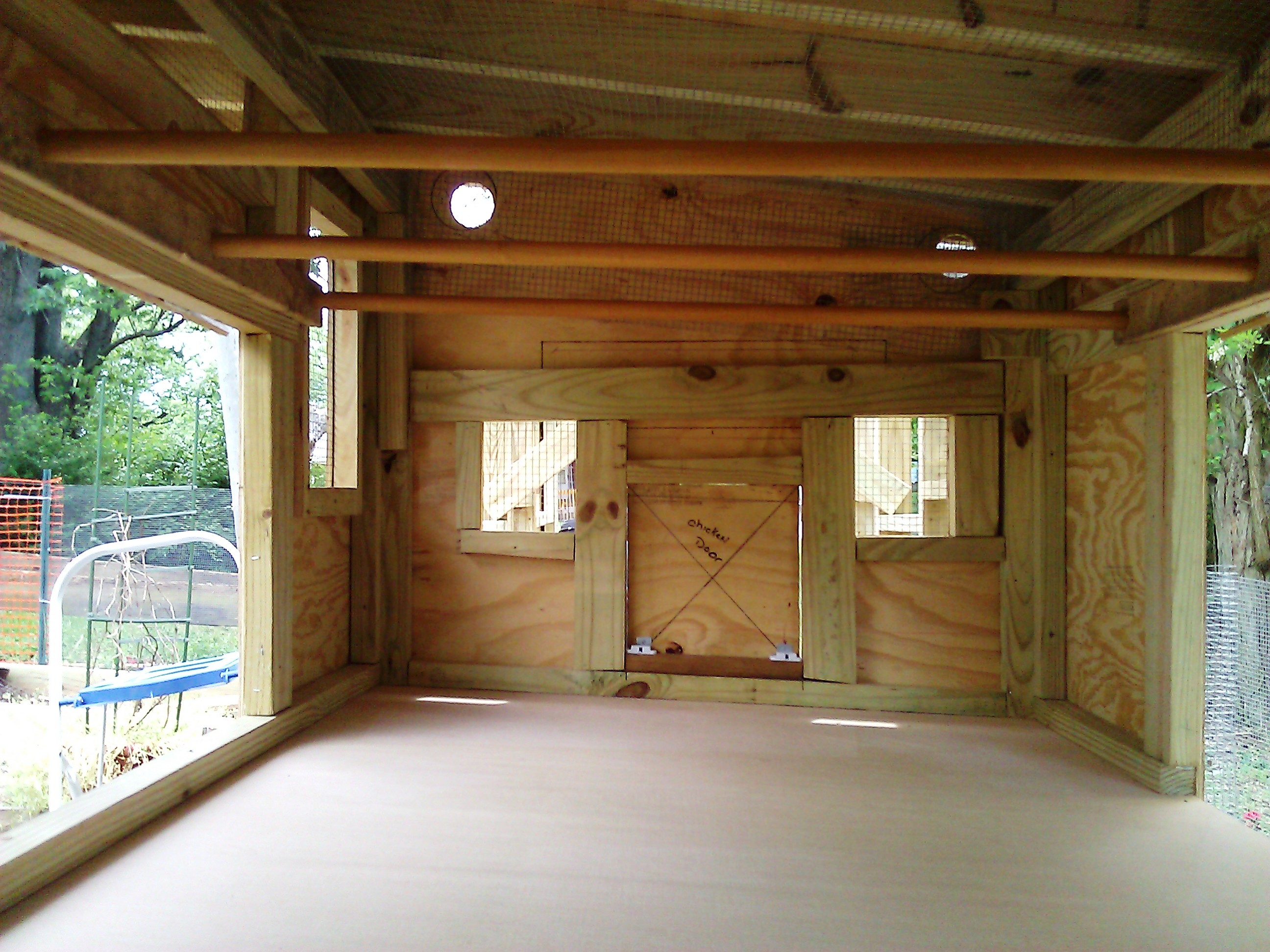 Total of 4 roosts, 2ft off floor, each 4ft long