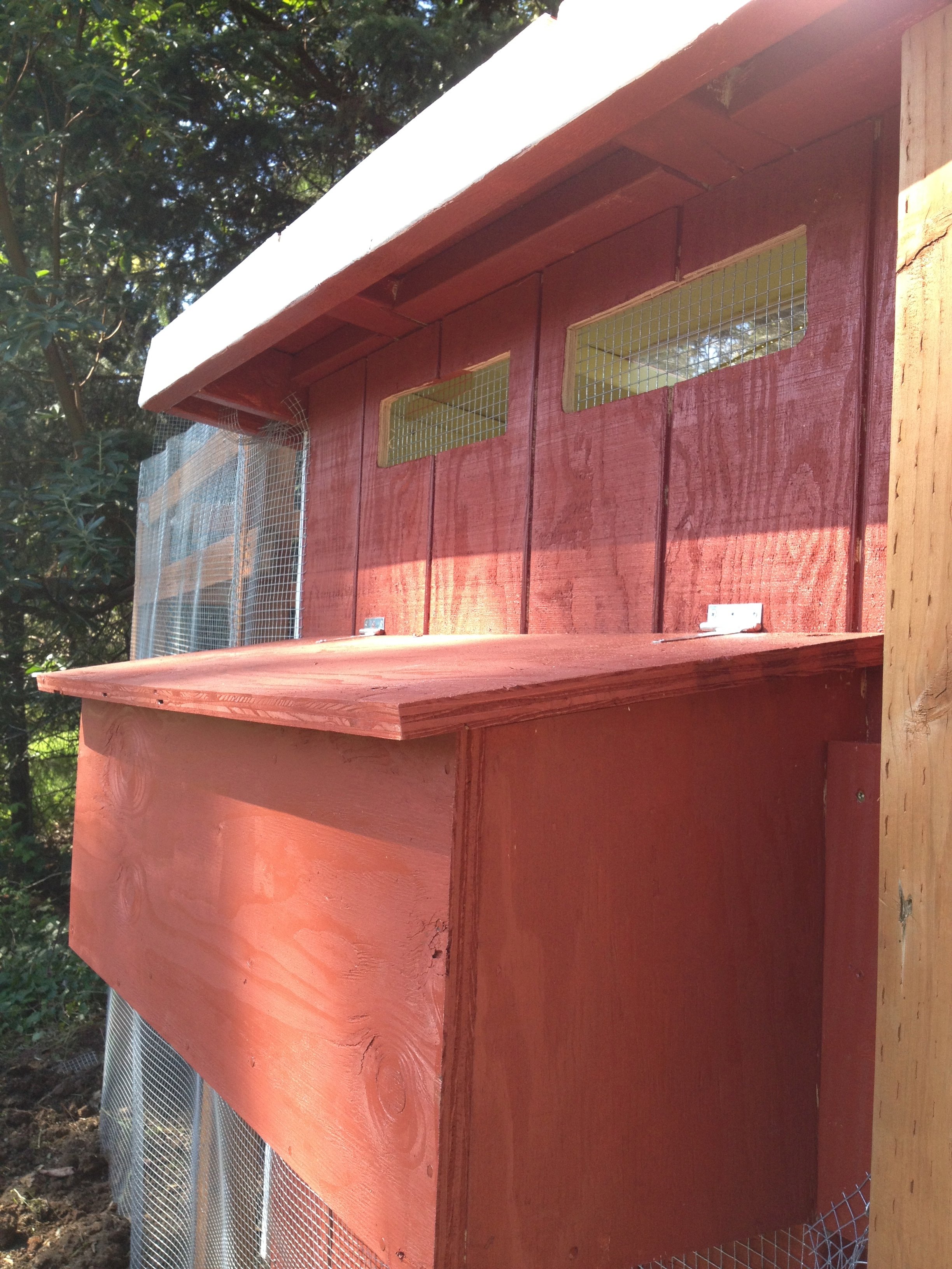 Vents and nesting box