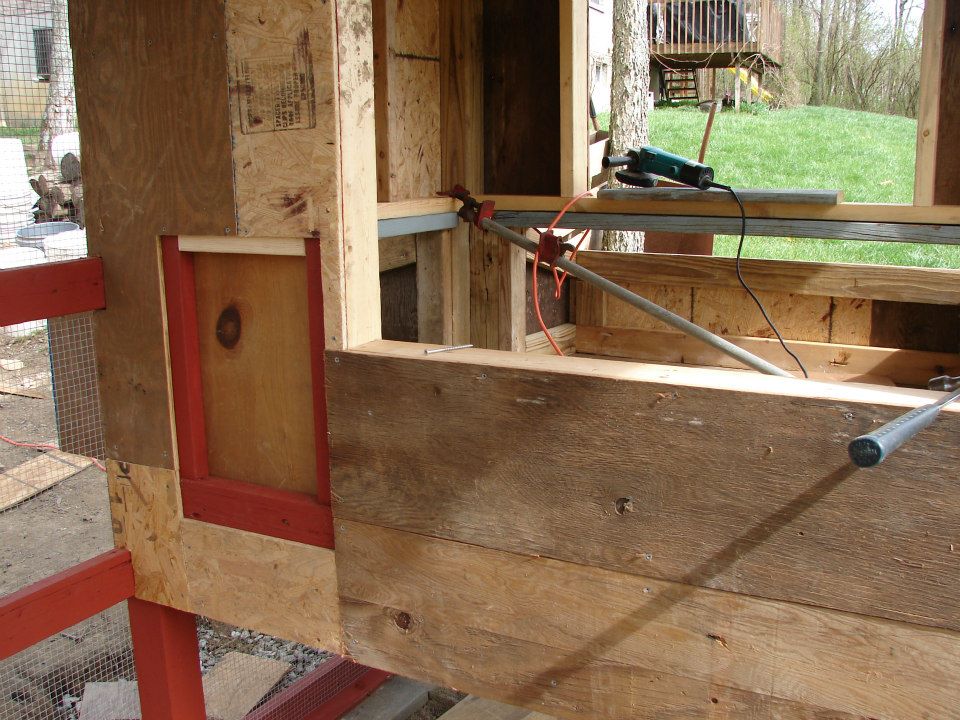 Walls inside the run.