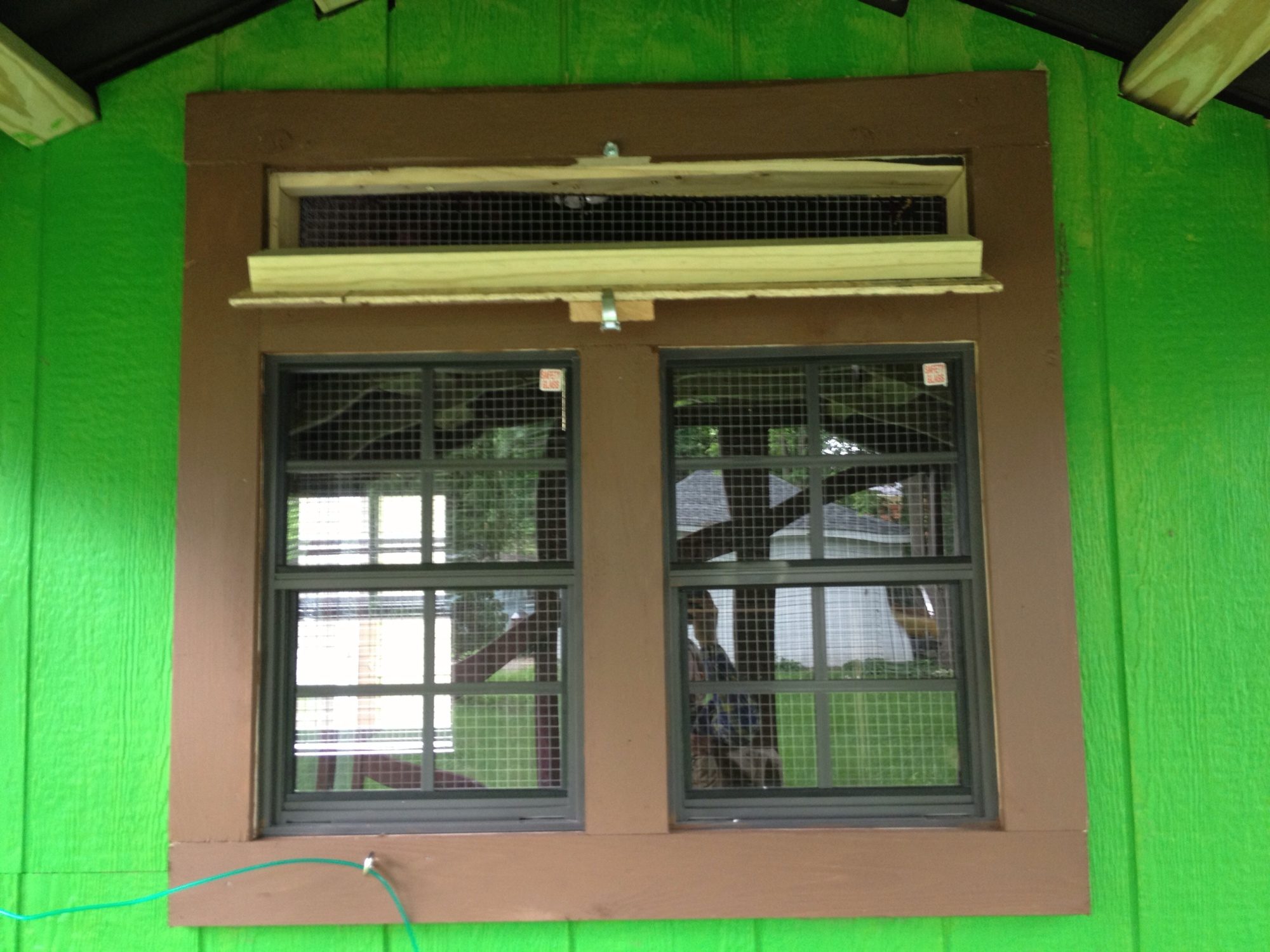 We have 2 upper vents for air flow, as well as 4 windows to help cool things off in the summer.
