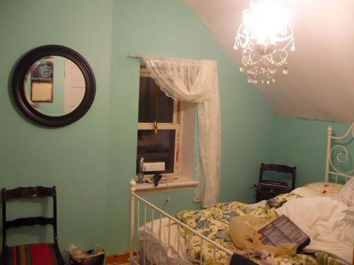 stephsroom.jpg