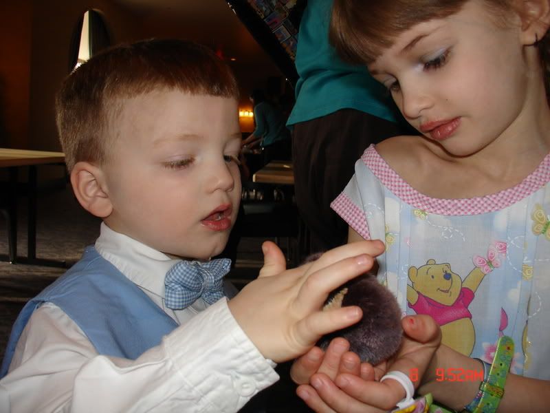 easterbunnybreakfast021.jpg