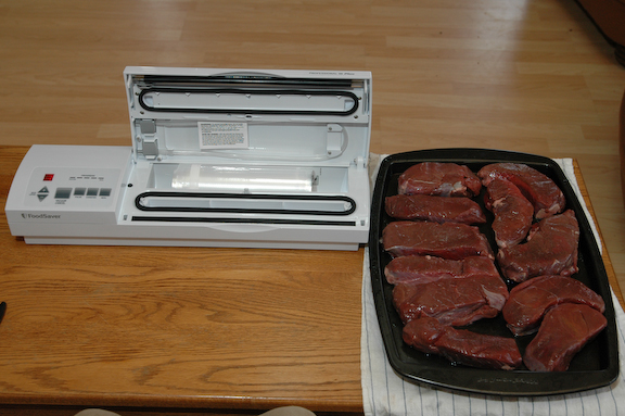 venisonsteaksfoodsaverpro2.jpg