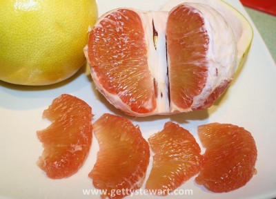 red-pomelo-segments-400x288.jpg