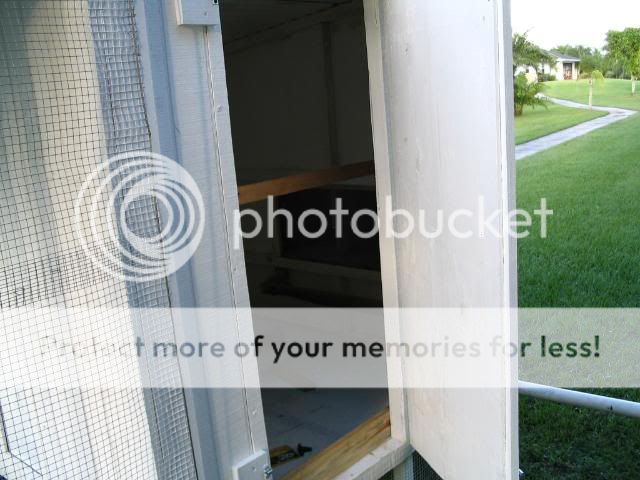 ChickenCoop044.jpg