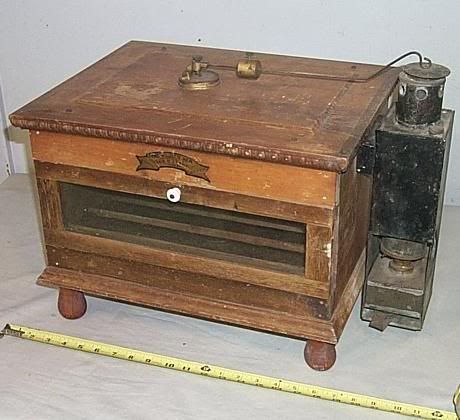 woodenhen.jpg