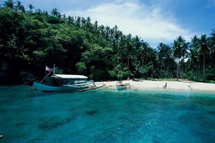 Cebu_fun_Boat_from_sea.jpg