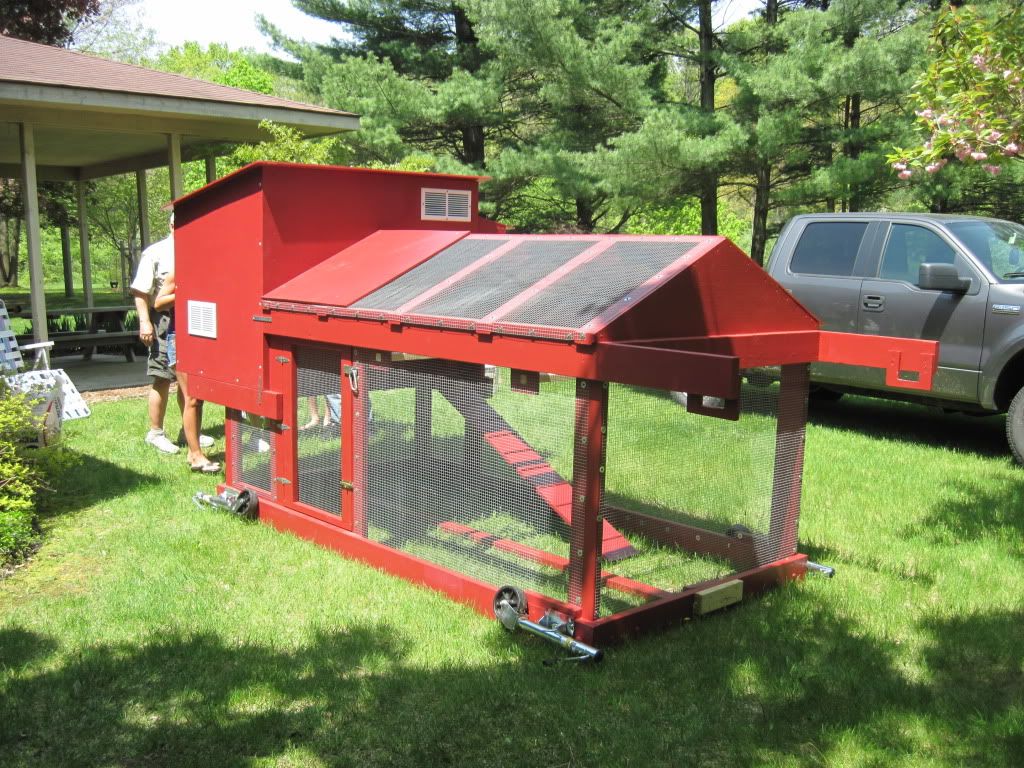 ChickenTractor015.jpg