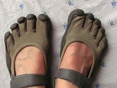 5610322185_ba09eeb978_m.jpg