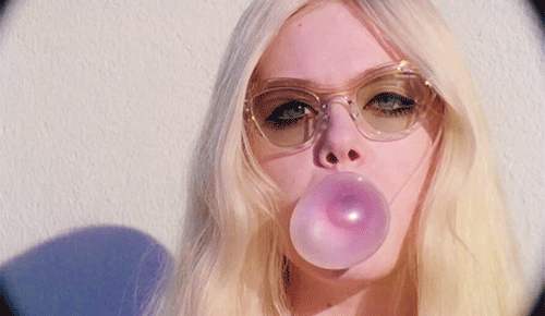 tumblr_nsqb74G6Qe1tlx9fuo1_500.gif