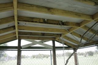 anotherviewofrooftrusses.jpg