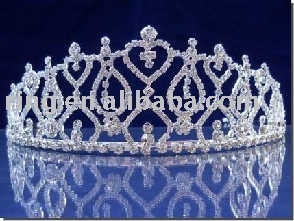 Big_Bridal_Tiara_Wedding_Crystal_Hair_Crown.jpg