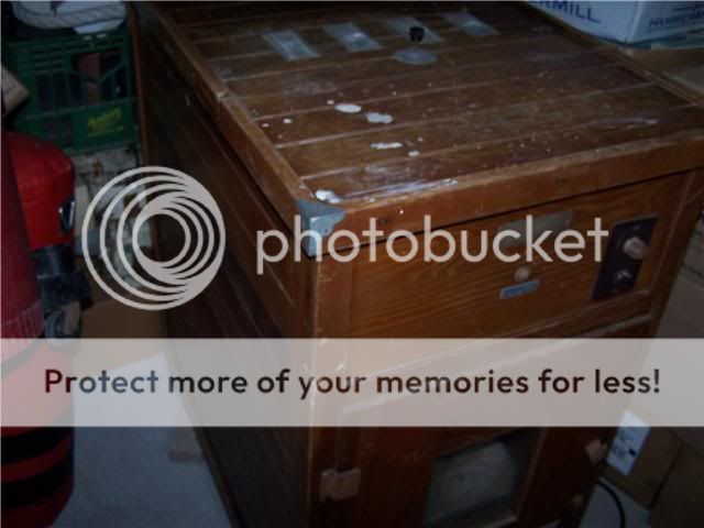 MontWardsIncubator_004.jpg