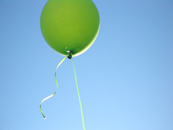 green-balloon-1198277.jpg