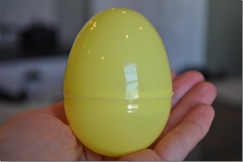 Plain-Yellow-Egg_thumb.jpg