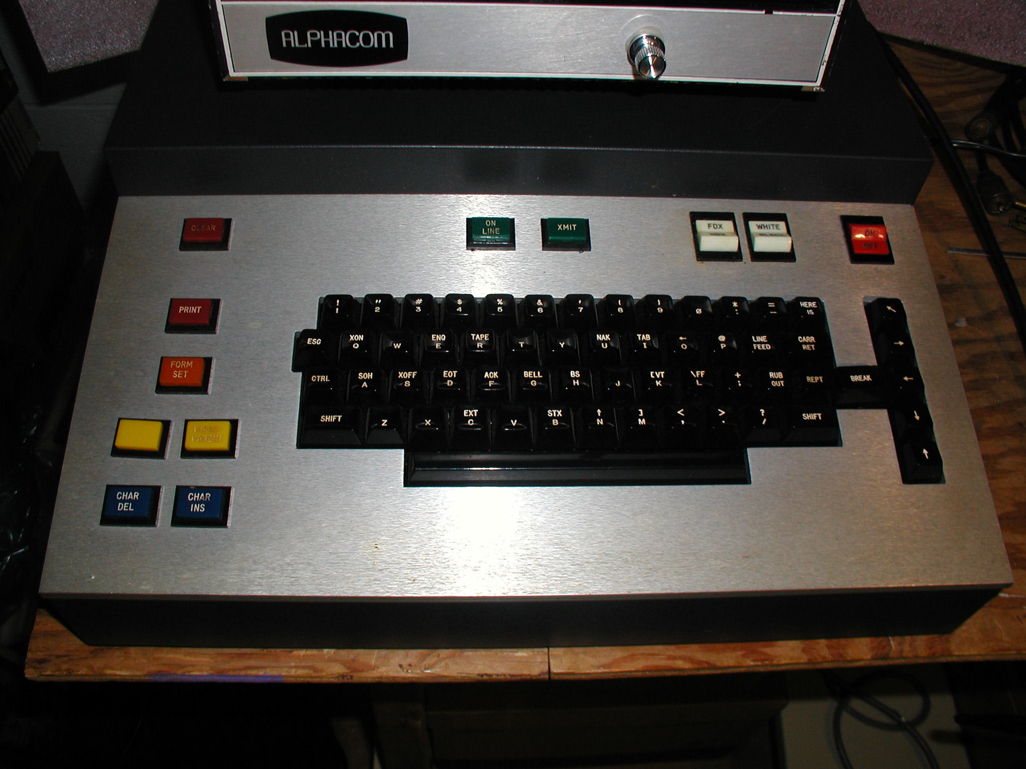 AlphaCom_Keyboard.JPG