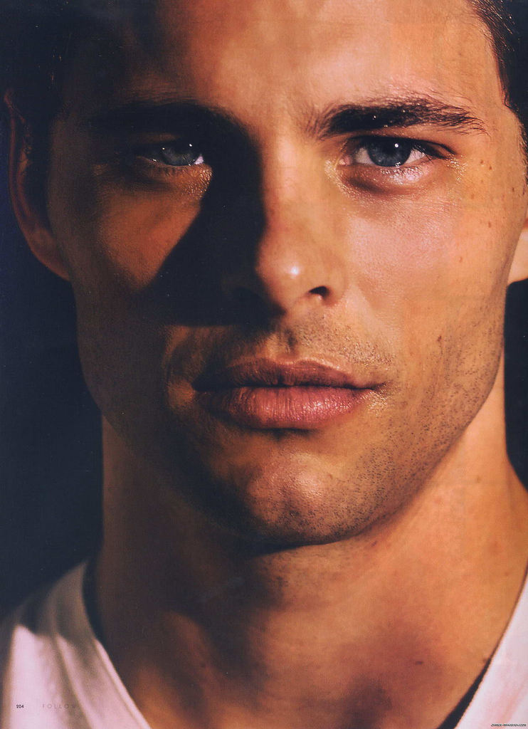 James-Marsden-james-marsden-649988_742_1024.jpg