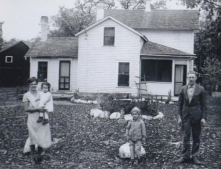 farmhouse_1.jpg